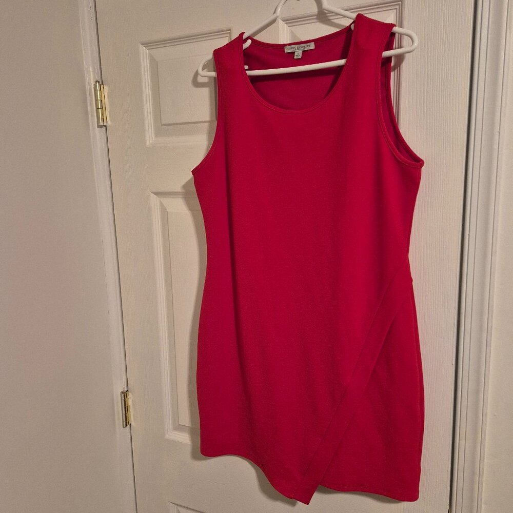 Green Envelope red dress